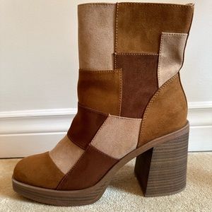 COASTAL COWGIRL TREND- UNIVERSAL THREAD WOMENS STACKED HEEL ANKLE BOOTS SIZE 11